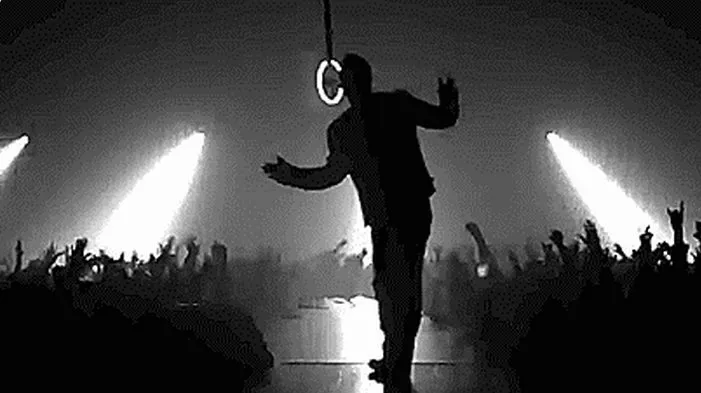 U2