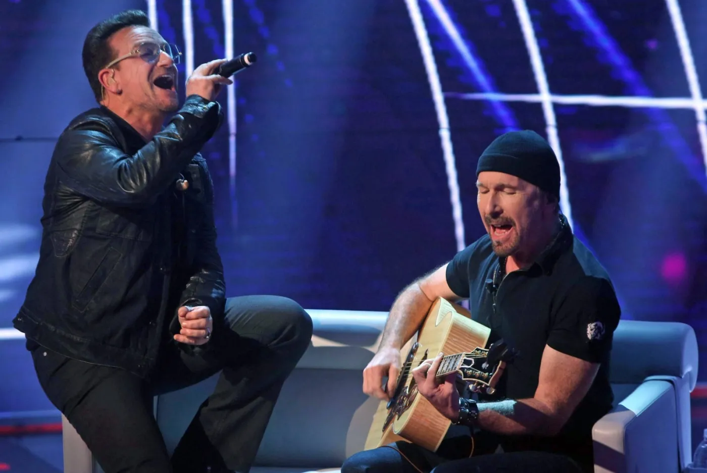 U2