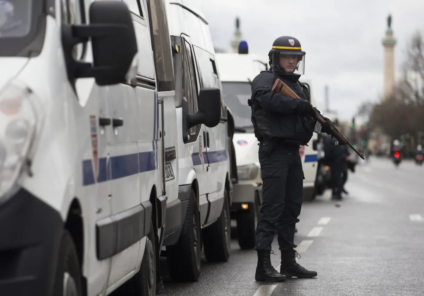 Policja w Porte de Vincennes, Francja