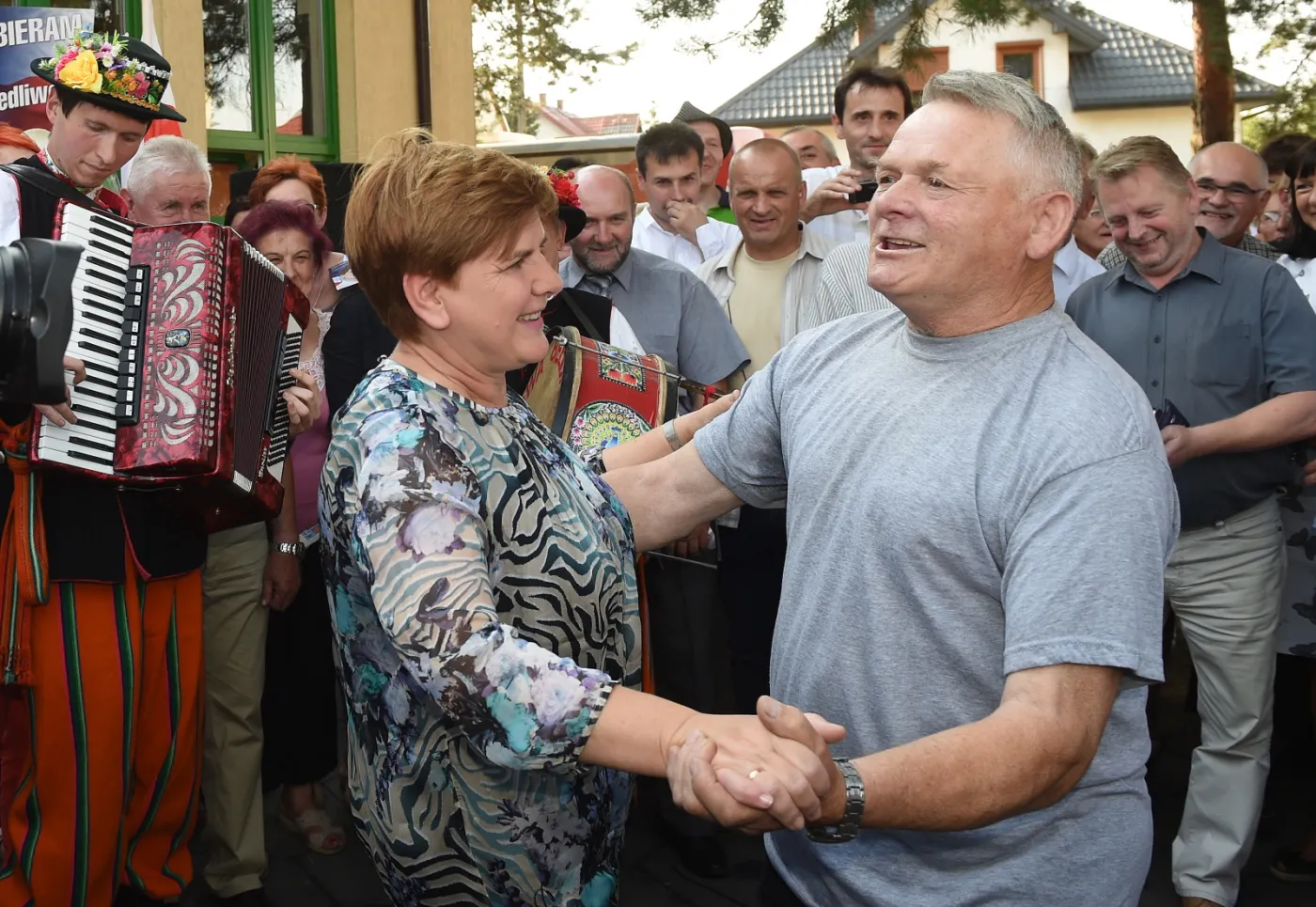 Beata Szydło porwana do tańca