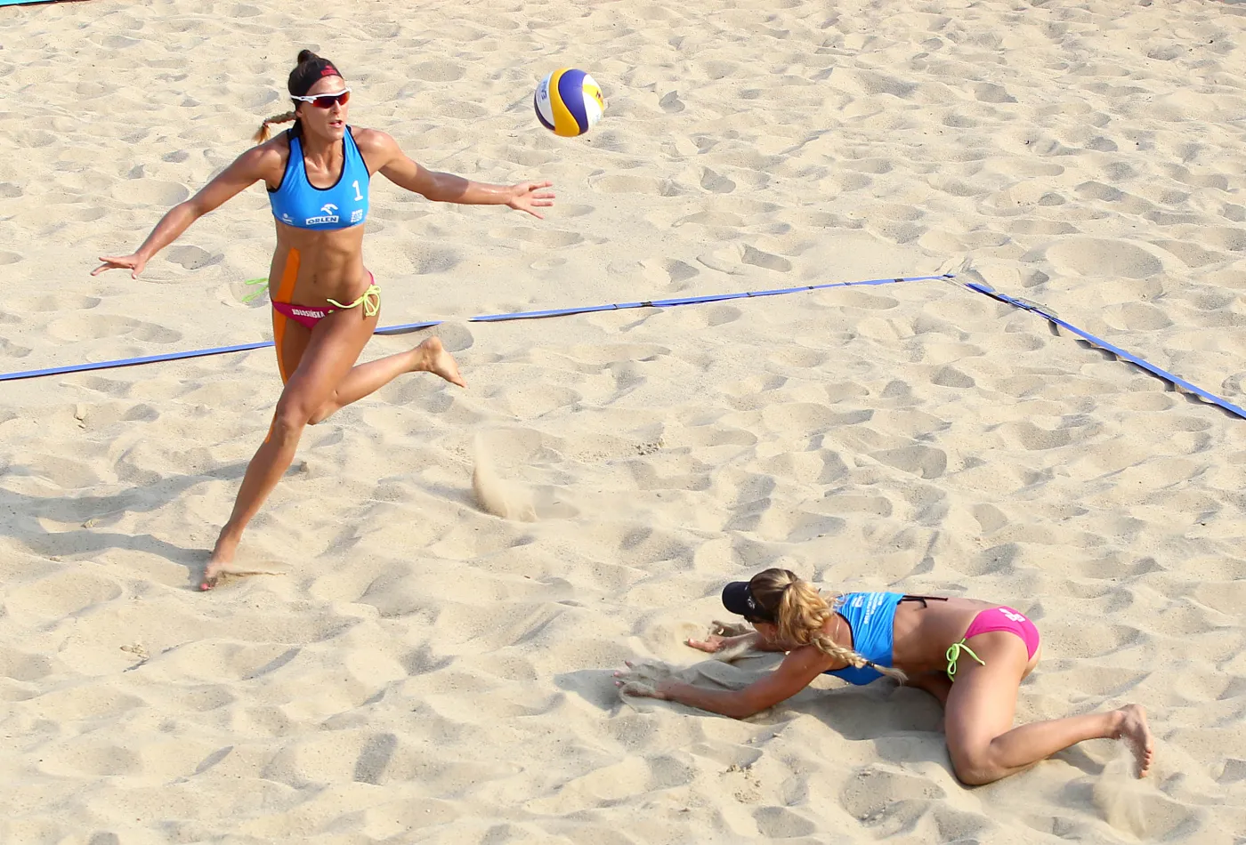 Monika Brzostek i Kinga Kołosińska
