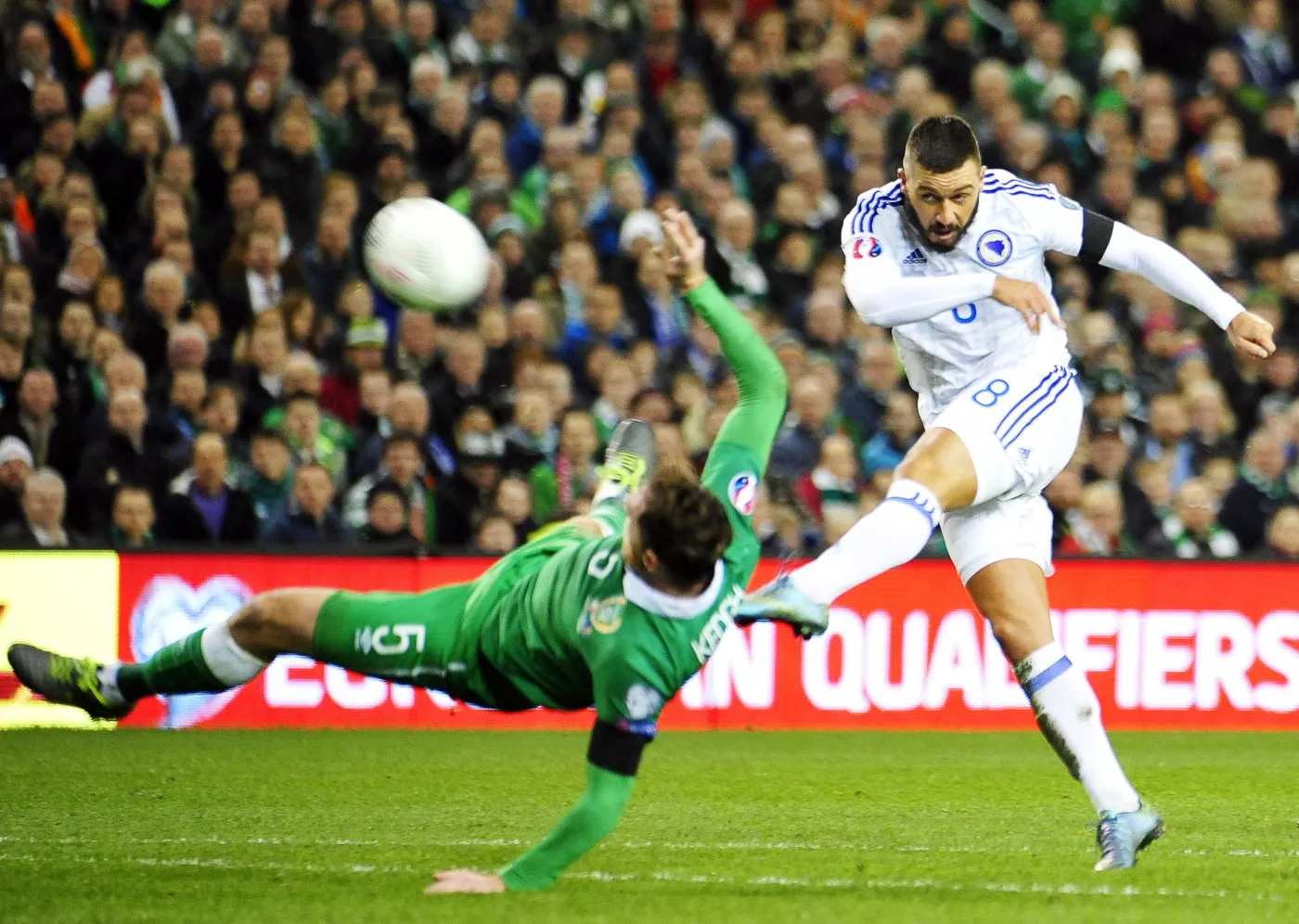 Haris Medunjanin i Richard Keogh