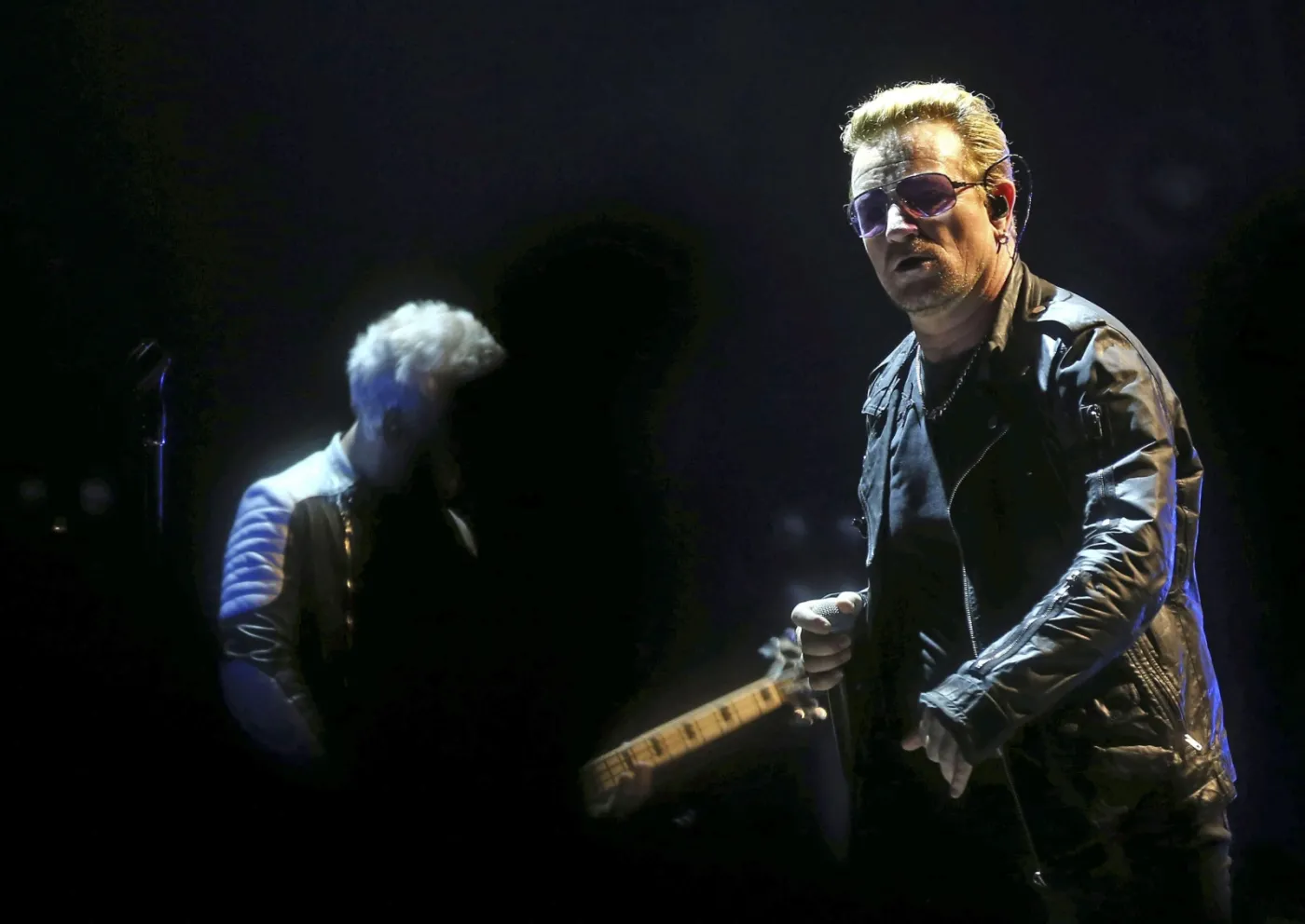U2