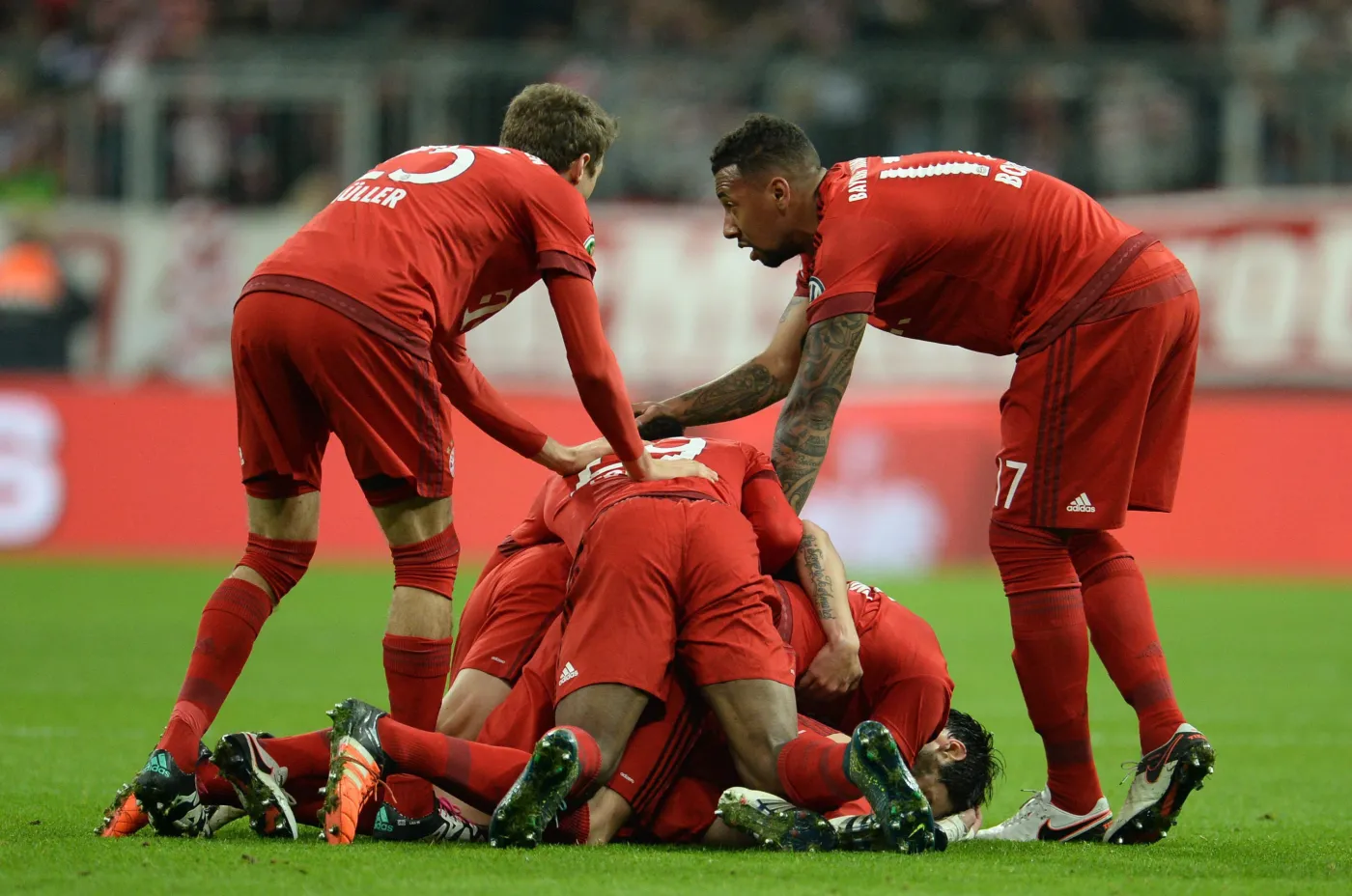 Bayern w ćwierćfinale Pucharu Niemiec. Cały mecz Lewandowskiego