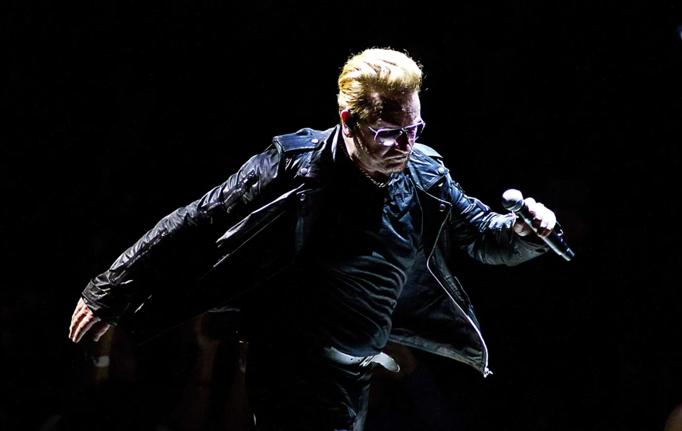 U2