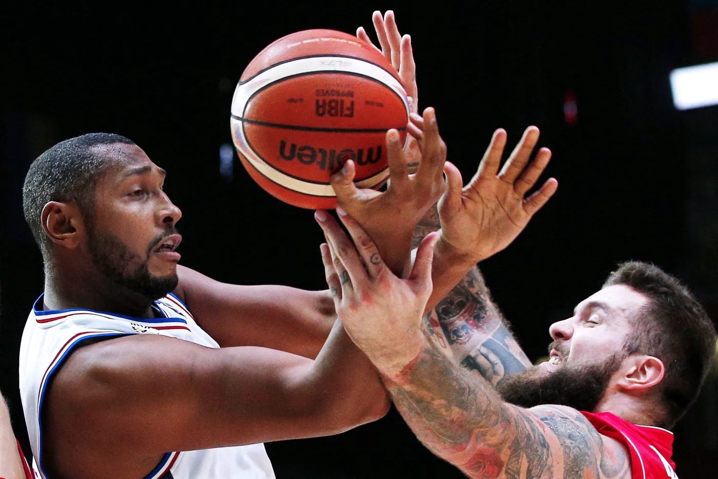 Boris Diaw i Miroslav Raduljica