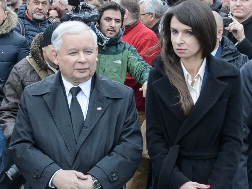 Ona też mogłaby napisać elementarz stylu. Marta Kaczyńska lśniła u boku stryja