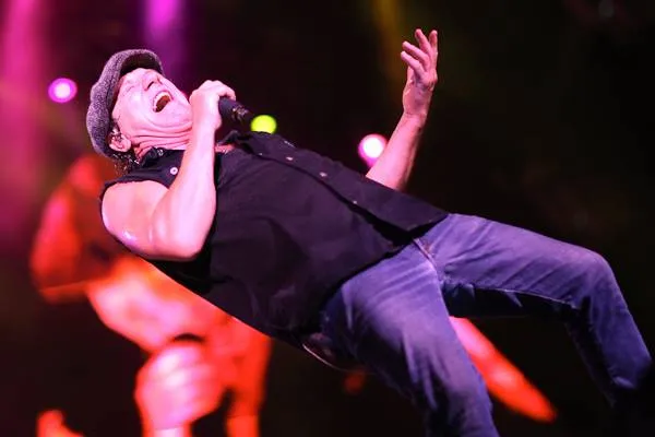 AC/DC