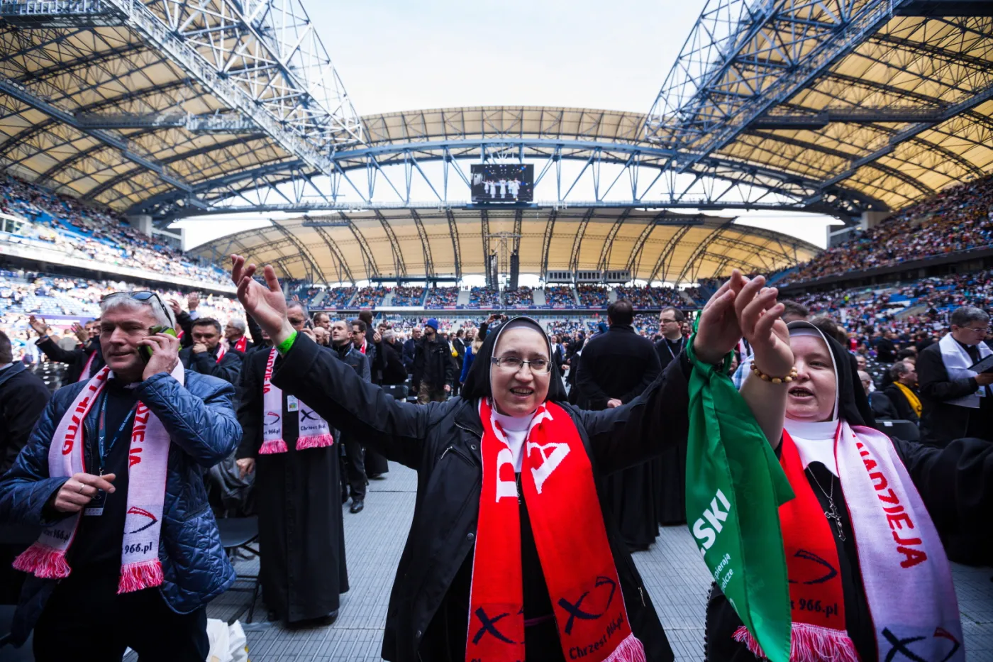 Spotkanie ewangelizacyjne na stadionie