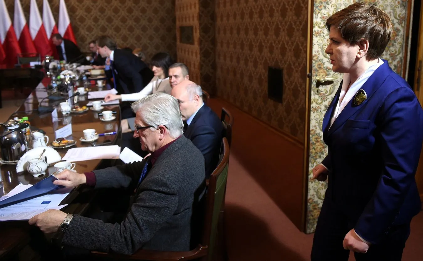 Beata Szydło na posiedzeniu rządu