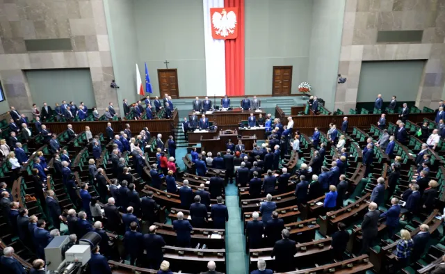 PO o programie 500 plus: PiS dzieli nie tylko Polaków, dzieli też dzieci. Na lepszego i gorszego sortu