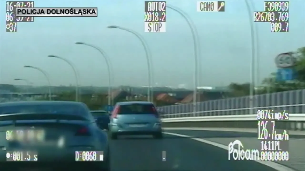 Pędził po mieście 129 km/h, stracił prawo jazdy