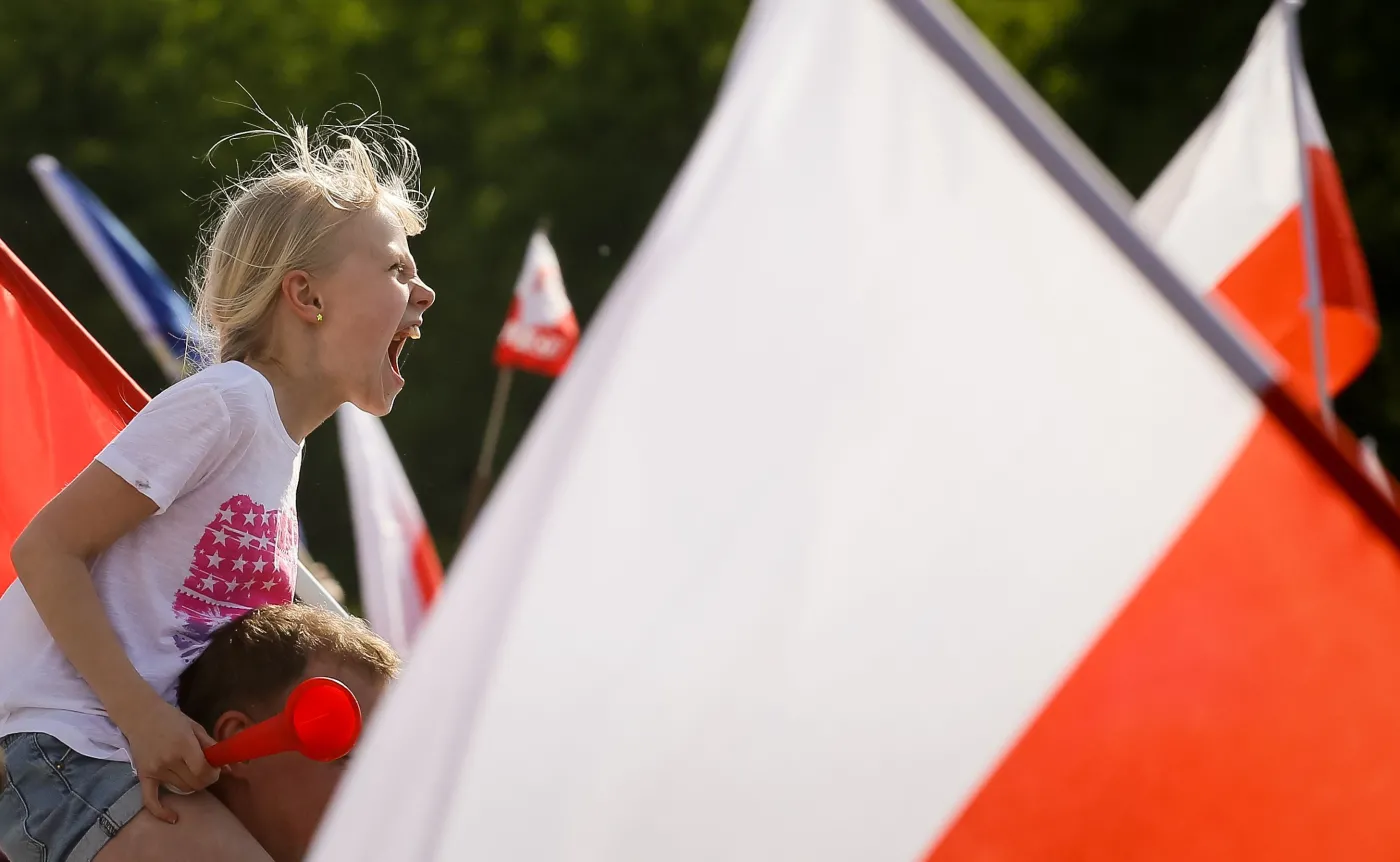 Demonstracja KOD na ulicach Warszawy