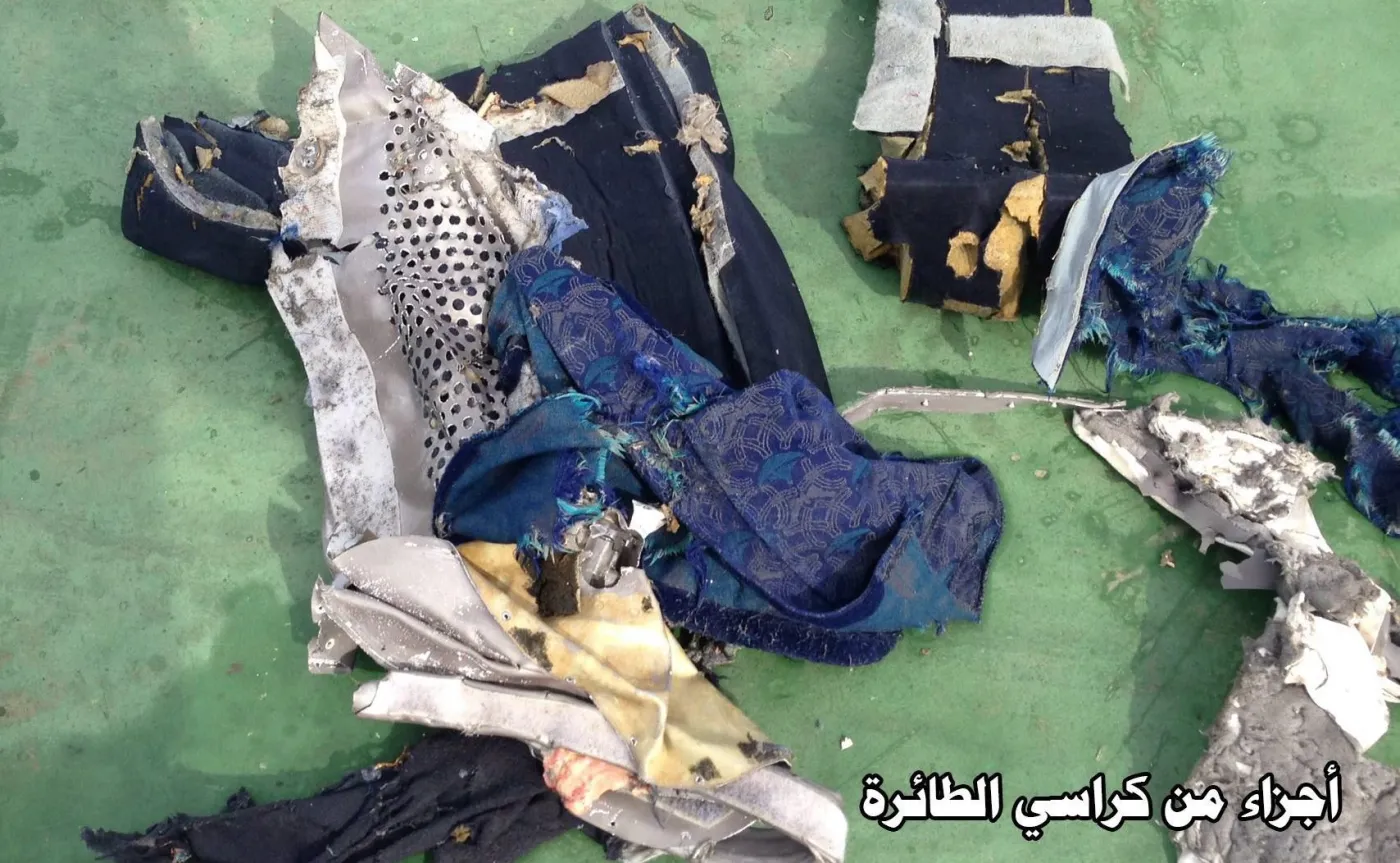 Szczątki samolotu linii EgyptAir