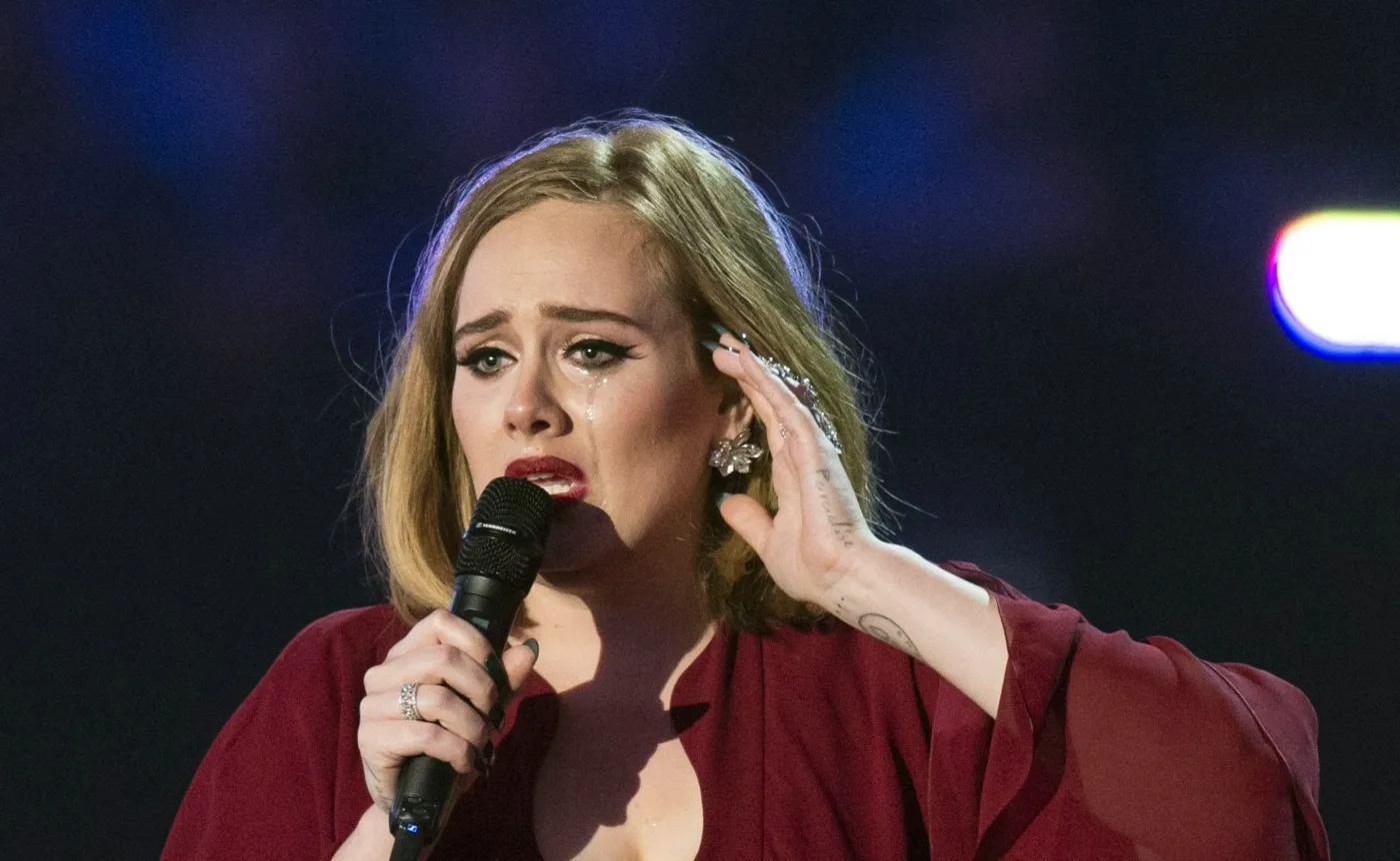 Adele wzruszona w czasie koncertu