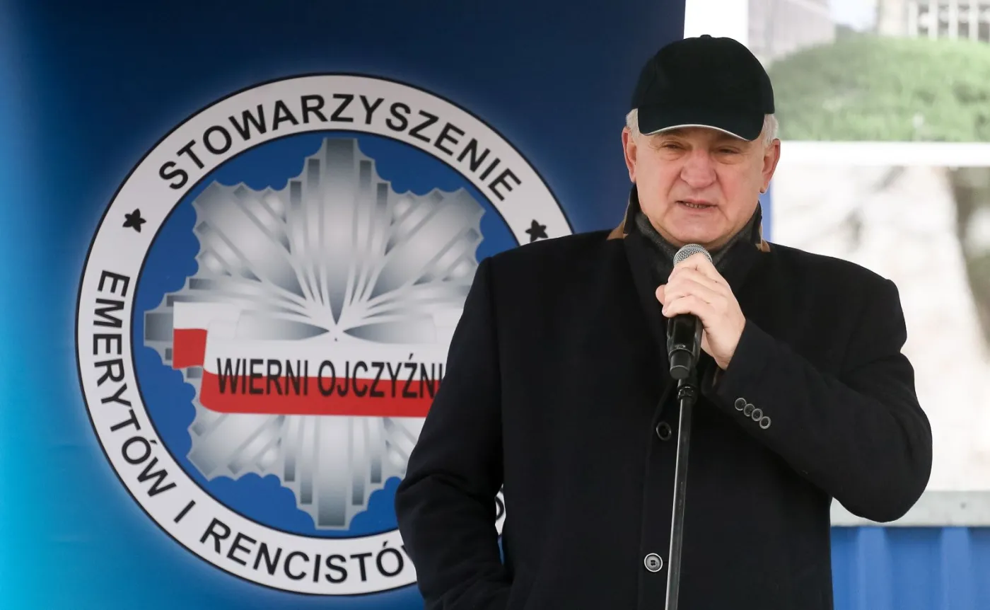 PROTEST EMERYTÓW SŁUŻB MUNDUROWYCH