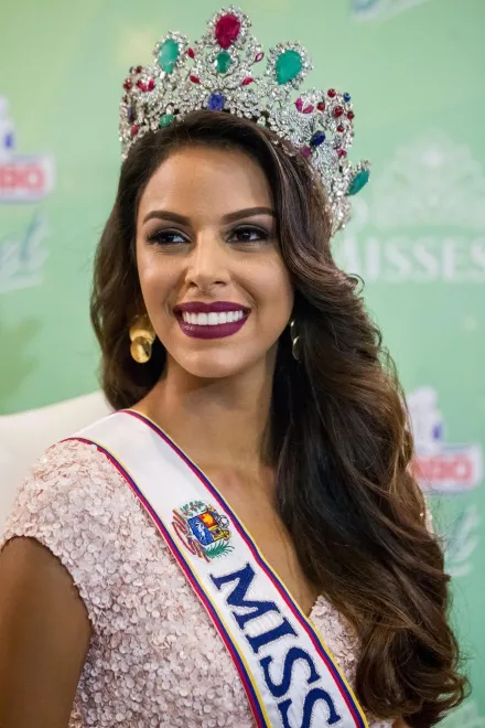 9512238-.jpg