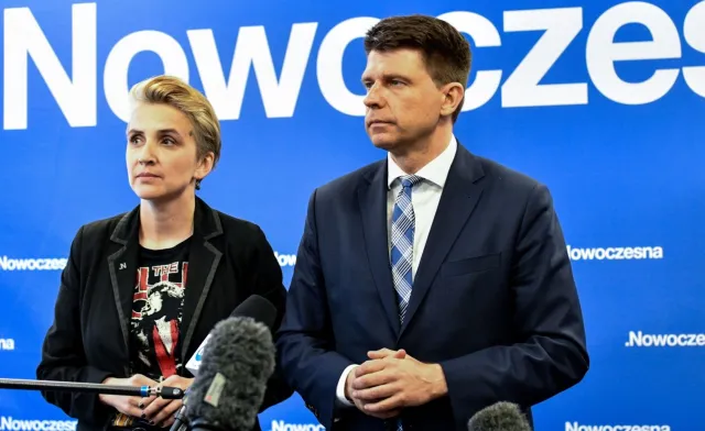 Petru: Nie rozmawiamy na temat przyjęcia posłów do Nowoczesnej