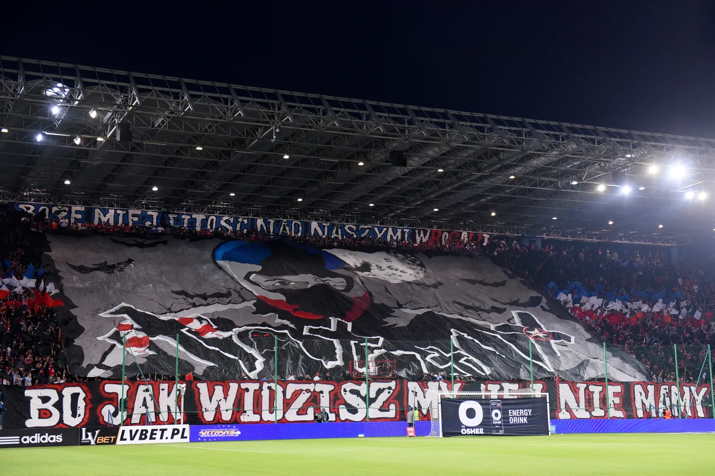 Skandaliczna oprawa kibiców Wisły