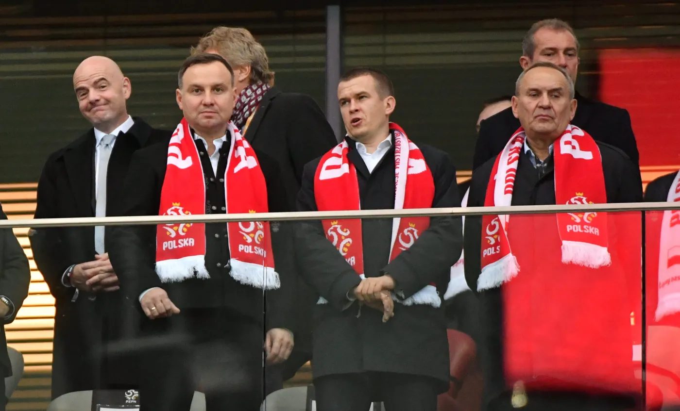 Prezydent Polski Andrzej Duda (2L)