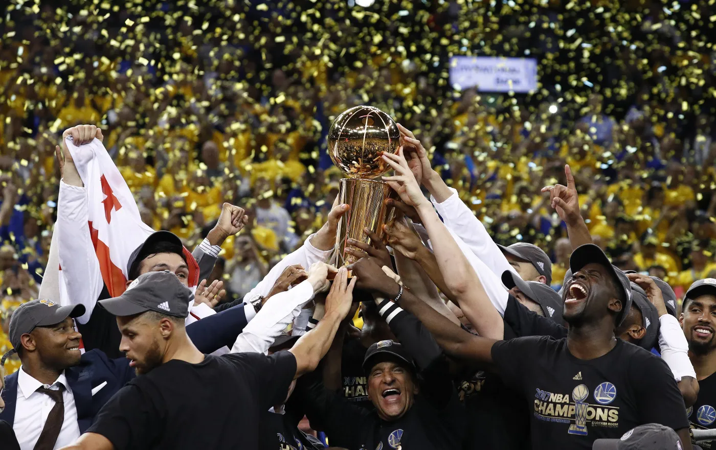 Liga NBA: Piąty w historii mistrzowski tytuł koszykarzy Golden State Warriors