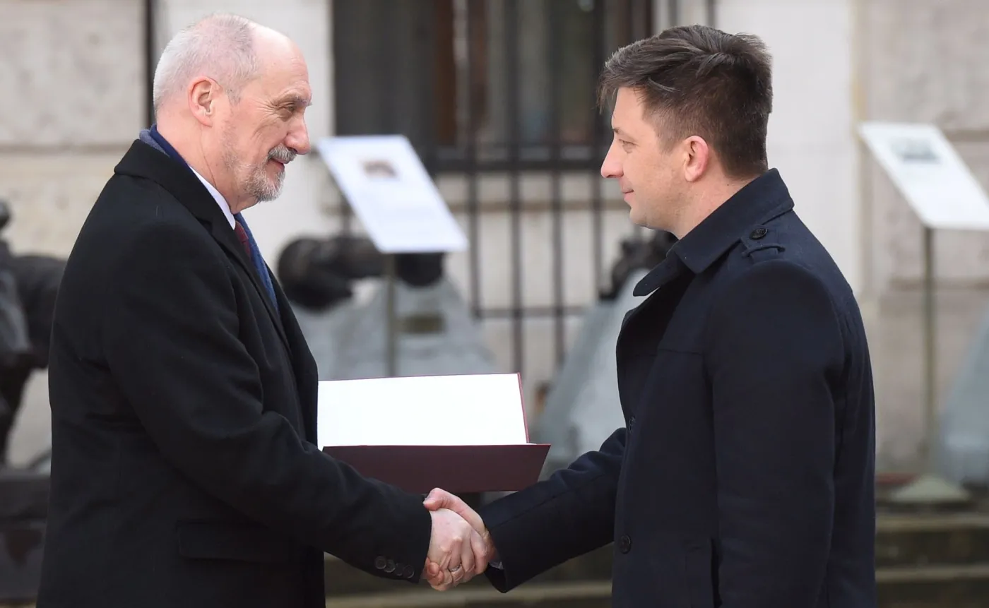 Macierewicz podczas nominacji Dworczyka