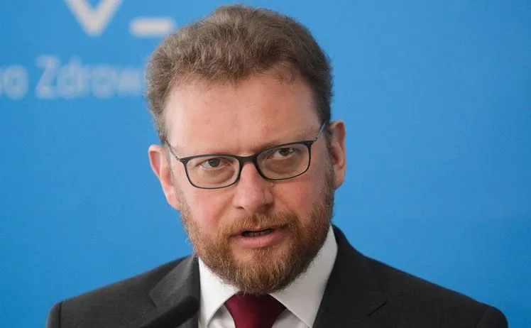 Minister zdrowia Łukasz Szumowski