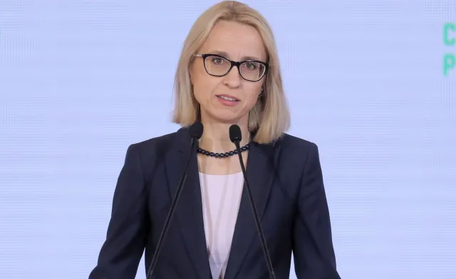 CIT, kilometrówka, amortyzacja auta... Czerwińska dla "DGP": Uproszczenia dla wszystkich podatników