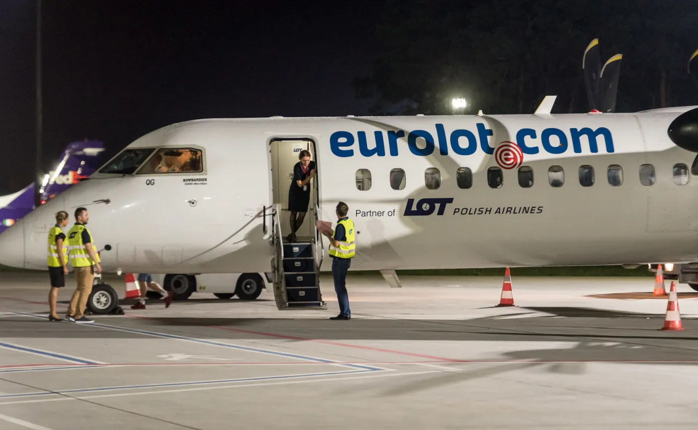 Samolot PLL LOT Bombardier Q400