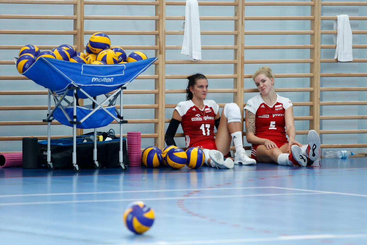 Malwina Smarzek i Agnieszka Kąkolewska
