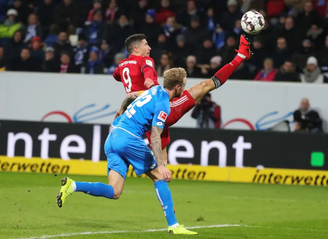 Liga niemiecka: Pierwszy mecz w 2019 roku i pierwszy gol Lewandowskiego po przerwie zimowej
