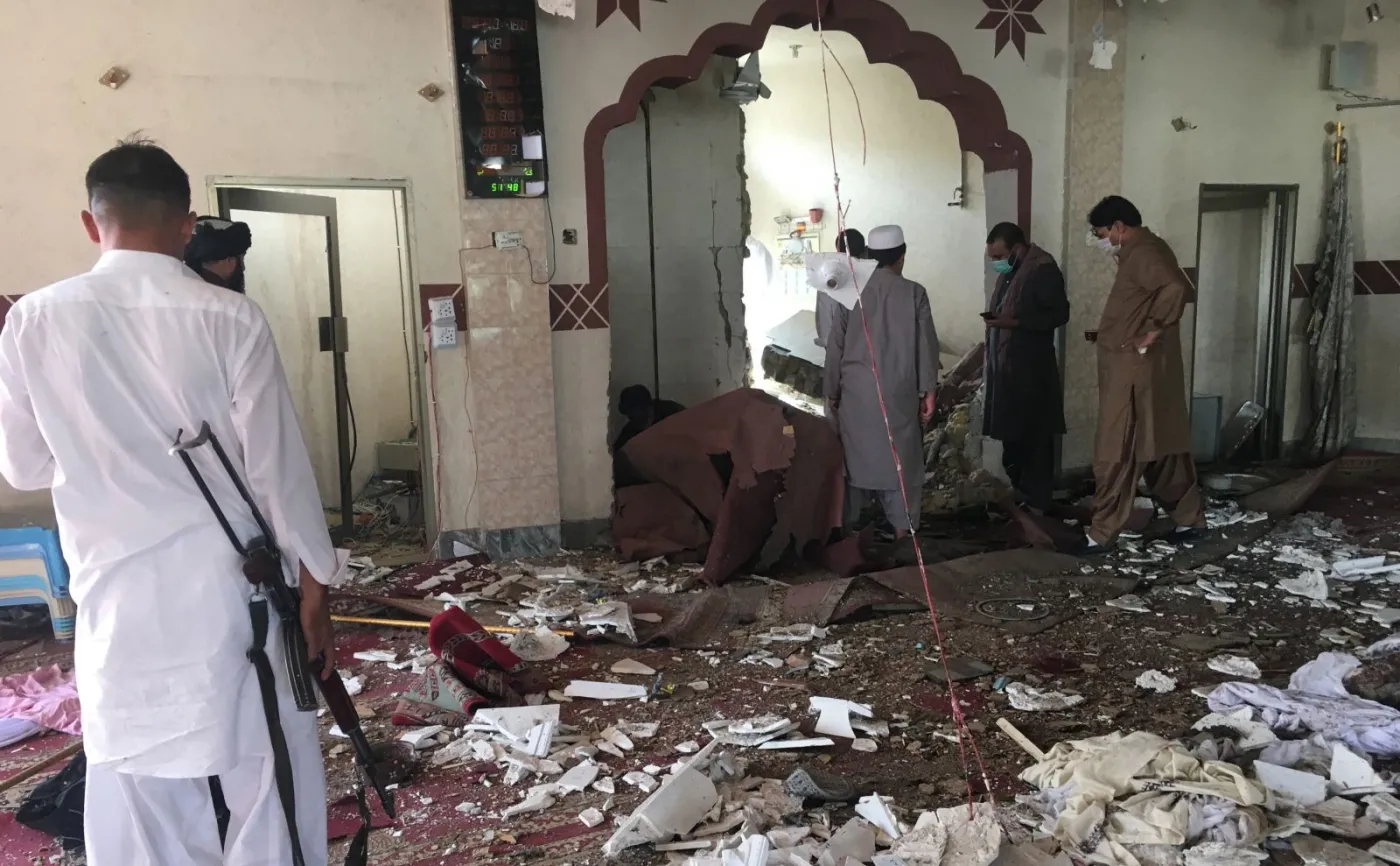 Meczet w Pakistanie po eksplozji