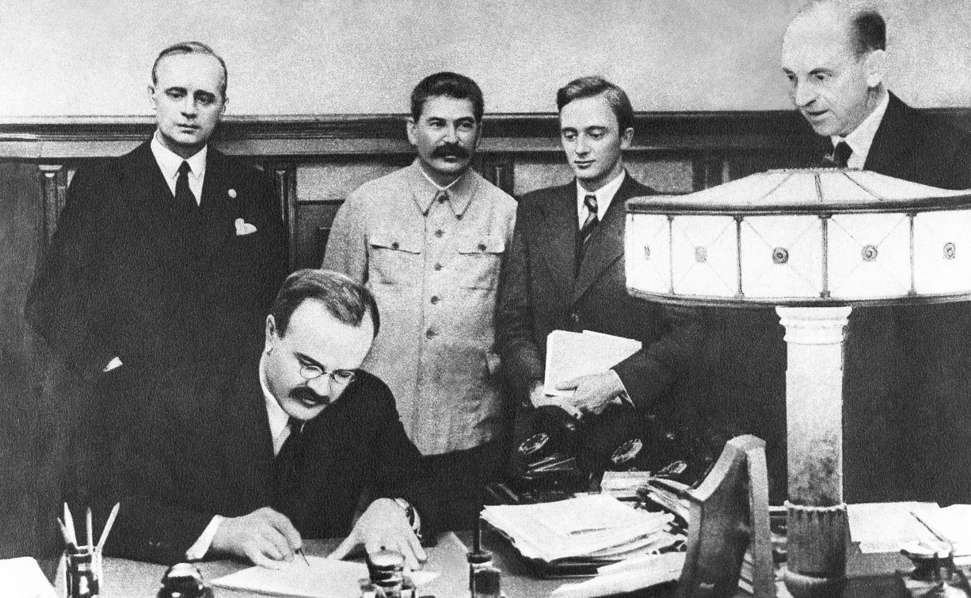 Podpisanie paktu Ribbentrop-Mołotow