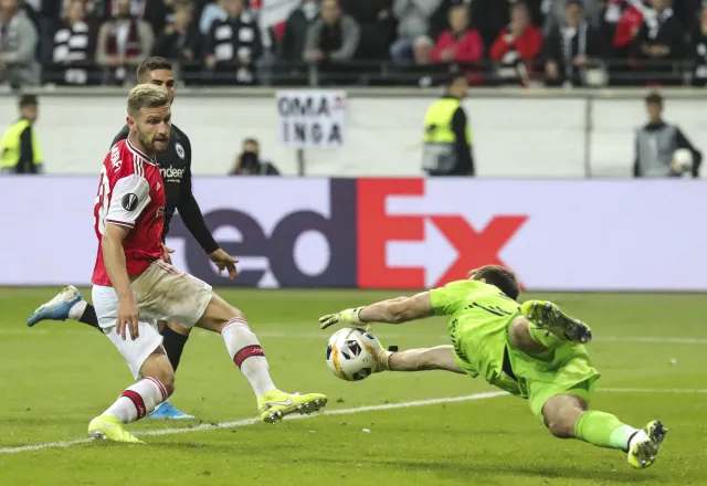 Liga Europy: 17-latek uratował Manchester United przed blamażem. Arsenal gromi na wyjeździe