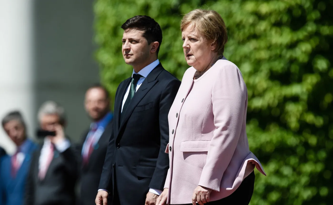 Angela Merkel i Wołodymyr Zełeński