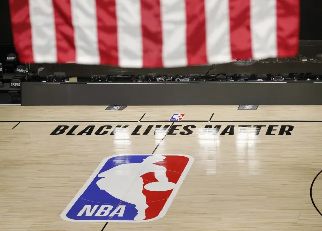 Michael Jordan pośrednikiem w rozmowach koszykarzy z właścicielami klubów NBA