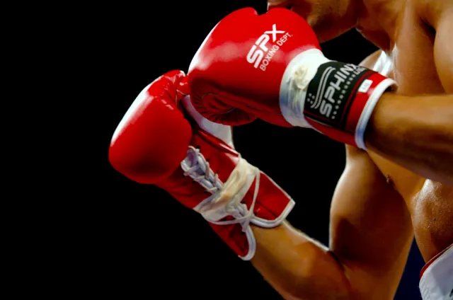 Whyte zdemolował Powietkina i zdobył tymczasowy pas WBC