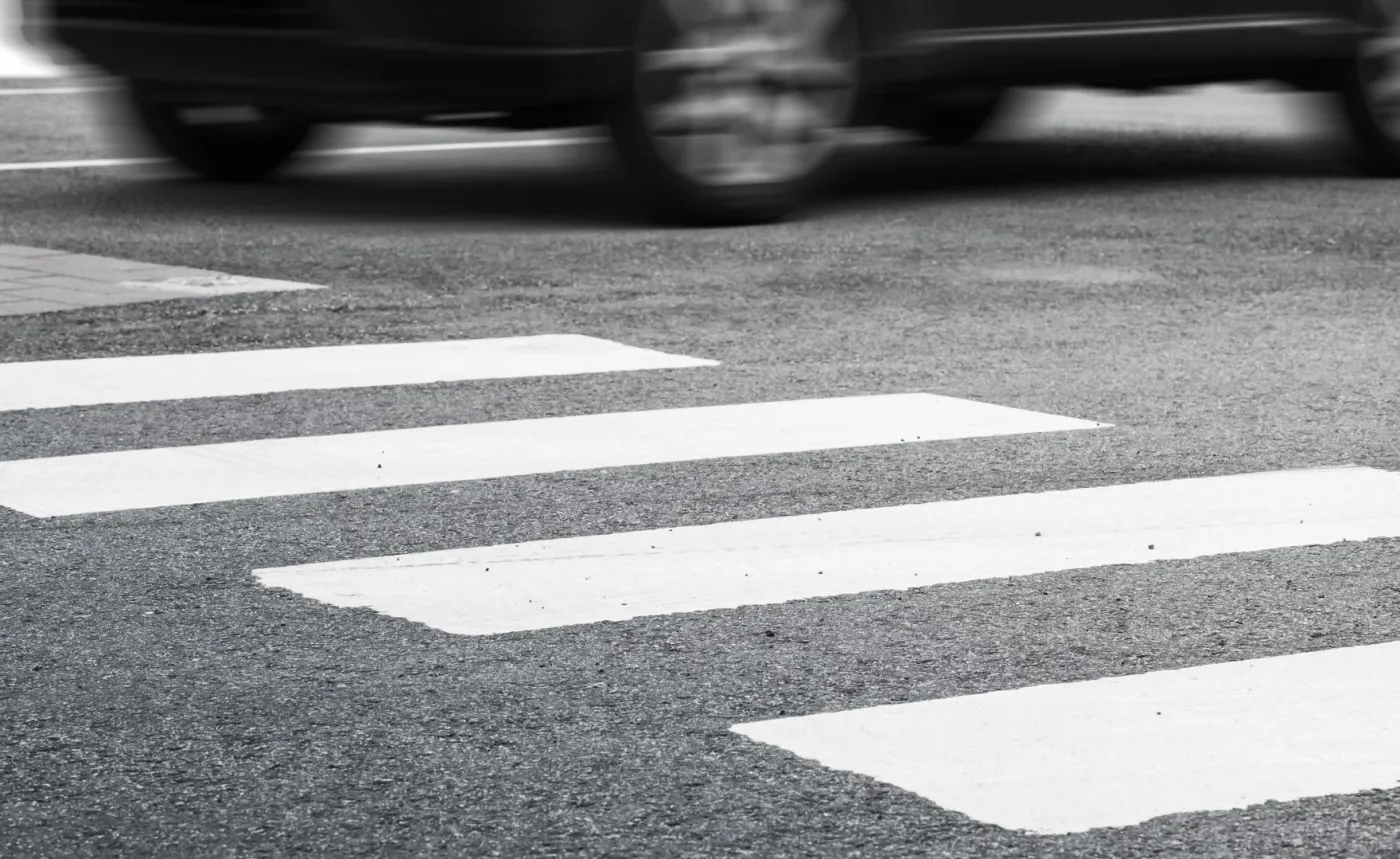 Potrącił 7-latkę na pasach i uciekł z miejsca wypadku. Kierowca w rękach policji