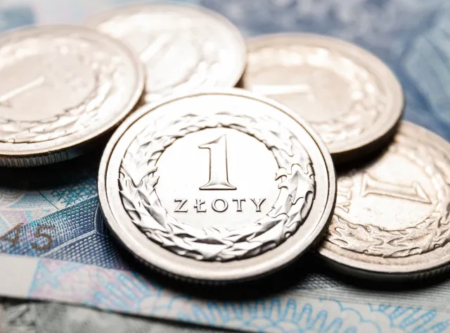 DZIEŃ NA FX/FI: Złoty może się umacniać. Na rynku długu wzrosty rentowności
