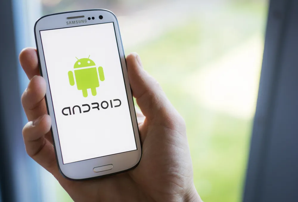 KE: Google łamie unijne prawo. Chodzi o urządzenia z Androidem