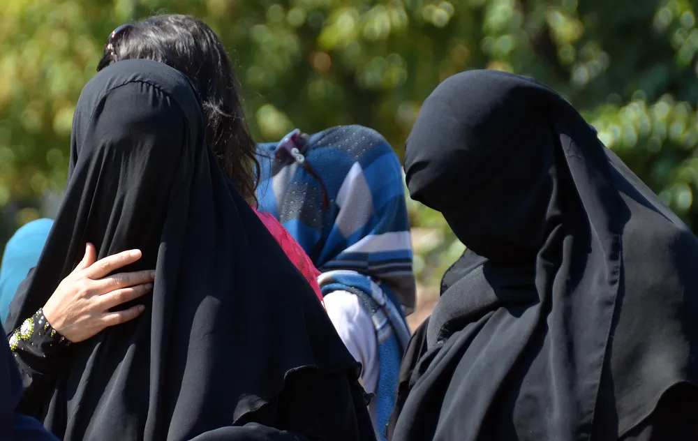 Do Szwecji powróciły pierwsze kobiety wspierające Państwo Islamskie. Dwie zostały aresztowane