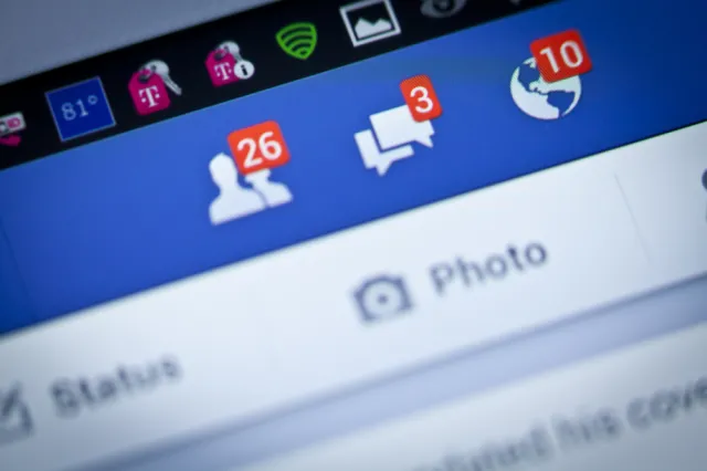 Działanie algorytmu Facebooka budzi wiele kontrowersji. Wbrew zapewnieniom gigant nie blokuje "mowy nienawiści"