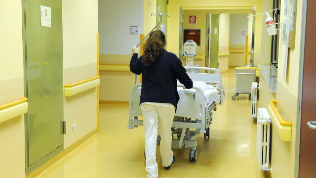 Mit zarobków pielęgniarek obalony. Wysokie miejsce w rankingu i 11 tys. zł