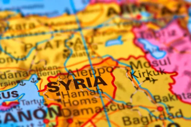 Rosja chce przerzucić na Ukrainę oddziały z Syberii i Syrii