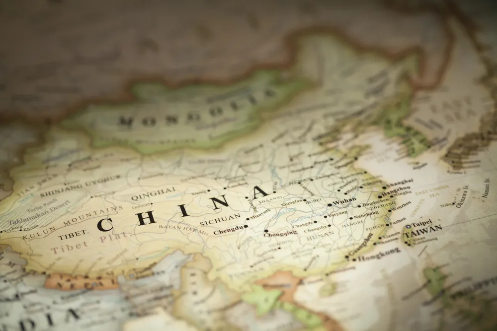 Rekordowy wzrost liczby zgonów i przypadków zakażenia koronawirusem w Chinach