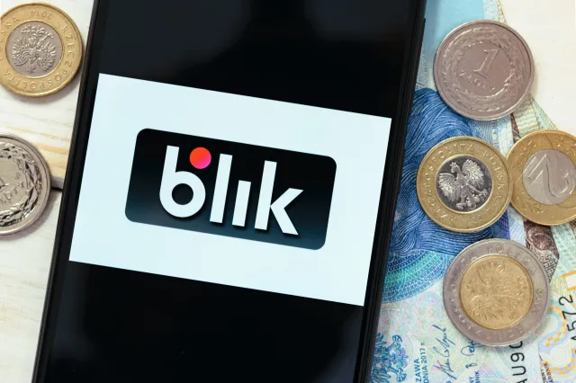 Liczba transakcji BLIK-iem wzrosła o 51 proc. r: r