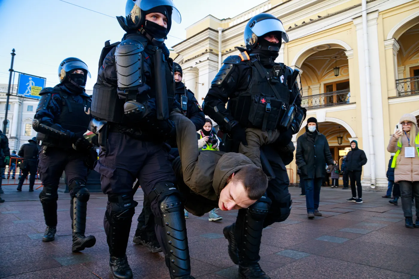 Trwa exodus z policji Putina. Powód? Bynajmniej nie skrupuły