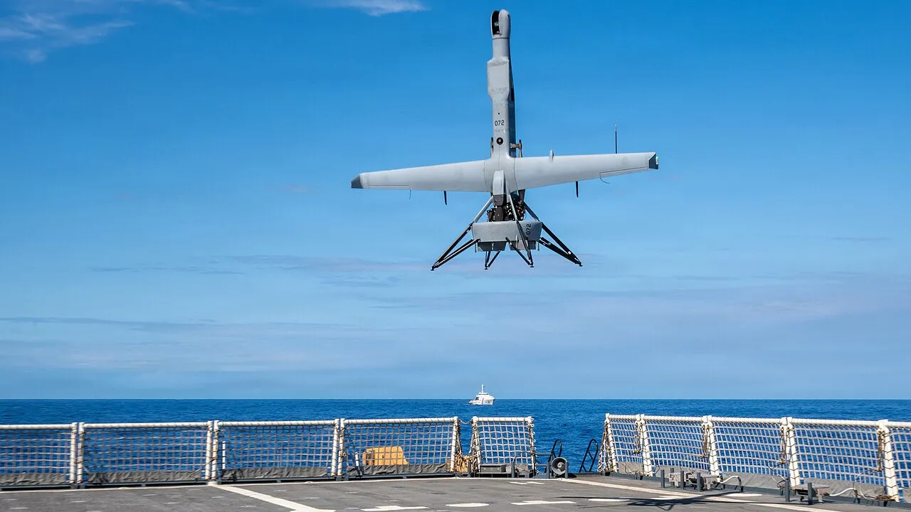 Dron V-BAT