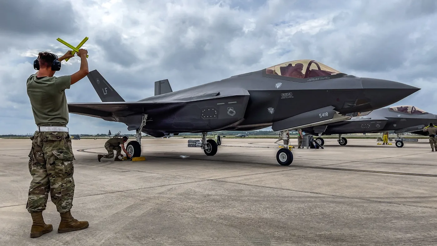 Części F-35 miały trafić do USA, wpadły w ręce Chin. Pentagon wszczął śledztwo