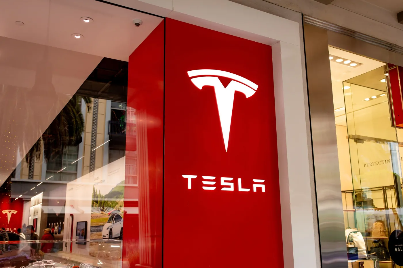 Ofensywa cenowa Tesli. Firma zaprezentuje tańszy Model Y i planuje produkcję tanich modeli